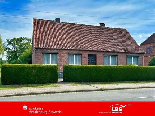 Foto - Haus zum Kaufen in Vielank 165.000,00 € 120 m²