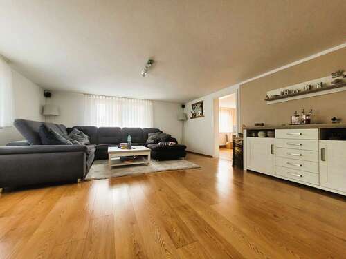 Foto - Haus zum Mieten in Straubenhardt Schwann 1.350,00 € 150 m²