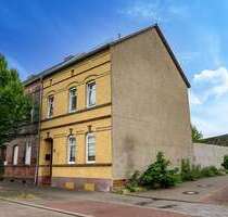 Haus zum Kaufen in Bitterfeld 159.000,00 € 138 m²