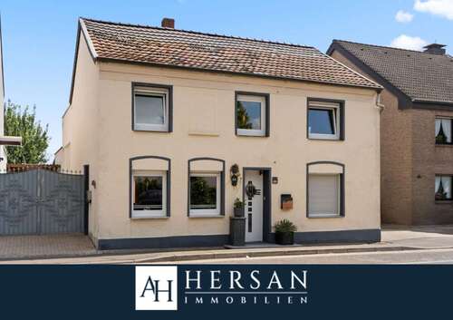 Foto - Haus zum Kaufen in Titz 249.000,00 € 178.42 m²