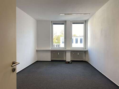 Foto - Büro in Bonn 360,00 € 31 m² - 360,00 EUR Kaltmiete, ca.  31,00 m²