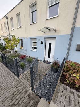 Foto - Haus zum Mieten in Wiesbaden 1.800,00 € 80 m²