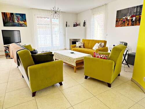 Foto - Haus zum Kaufen in Plochingen 829.000,00 € 146.59 m²