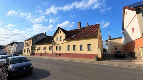 Foto - Haus zum Kaufen in Schöningen 299.000,00 € 384 m²
