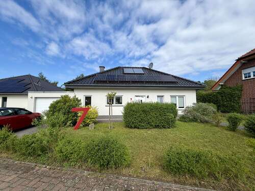 Foto - Haus zum Kaufen in Salzkotten Mantinghausen 399.000,00 € 127 m²