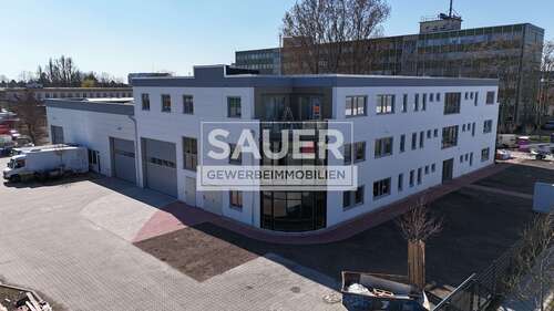 Foto - Halle in Berlin 4.644,10 € 290 m²