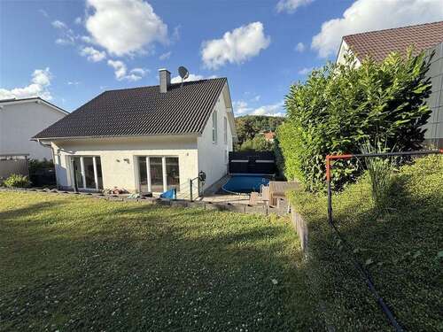 Foto - Haus zum Kaufen in Völklingen 437.000,00 € 145 m²