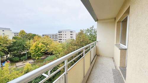 Foto - Wohnung zum Mieten in Magdeburg 302,46 € 47.26 m²