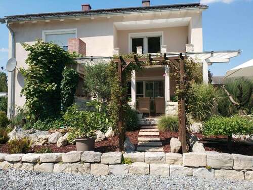 Foto - Haus zum Kaufen in Dingolfing 589.000,00 € 140 m²