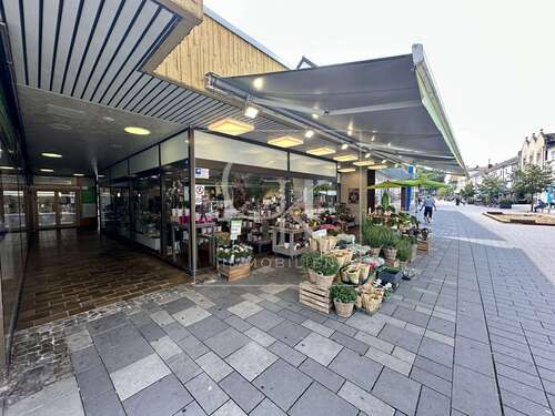 Foto - Einzelhandel in Wesseling 385.000,00 € 261 m²