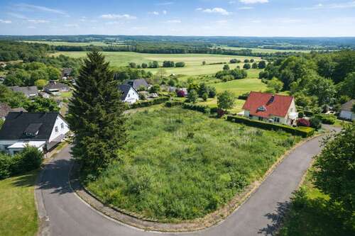 Foto - Grundstück zu verkaufen in Lügde Hummersen 49.000,00 € 1029 m²