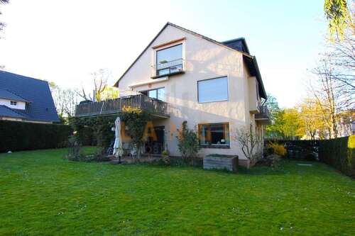 Foto - Haus zum Kaufen in Bonn Godesberg-Villenviertel 1.190.000,00 € 328 m²