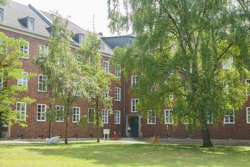 Foto - Wohnung zum Mieten in Potsdam OT Groß Glienicke 910,00 € 35.73 m²