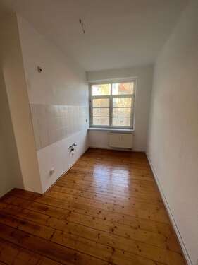 Foto - Wohnung zum Mieten in Halle (Saale) 405,00 € 43 m²