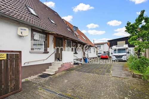 Foto - Haus zum Kaufen in Graben-Neudorf 229.000,00 € 235.9 m²