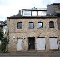 Haus zum Kaufen in Köln 289.000,00 € 220 m²