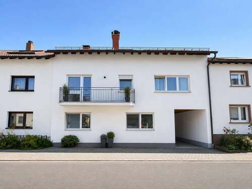 Foto - Haus zum Kaufen in Neulußheim 949.000,00 € 360 m²