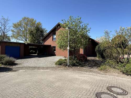 Foto - Haus zum Kaufen in Wendeburg 565.000,00 € 230 m²