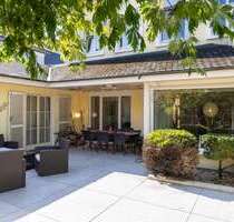 Haus zum Kaufen in Köln Lövenich 1.990.000,00 € 300 m² - Köln / Lövenich