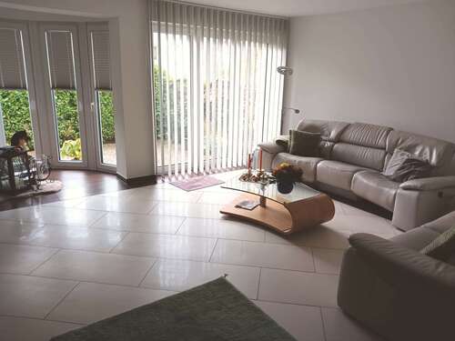 Foto - Haus zum Mieten in Bad Salzuflen 1.300,00 € 150 m²