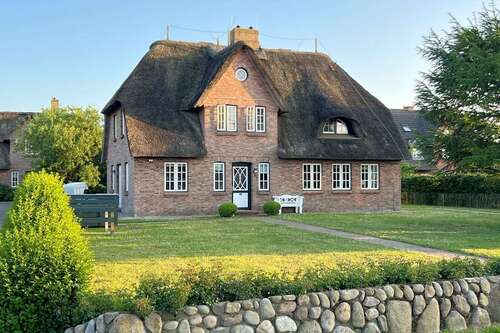 Foto - Haus zum Kaufen in Utersum 995.000,00 € 140 m²