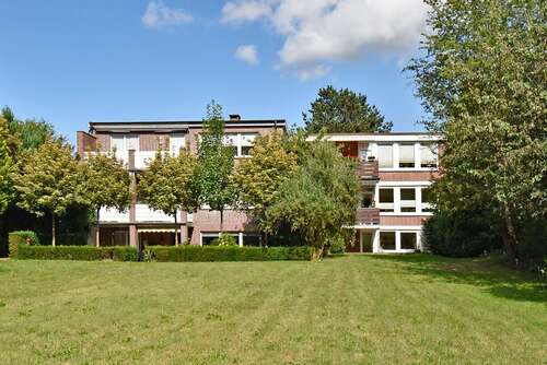 Foto - Haus zum Kaufen in Oststeinbek 1.350.000,00 € 432 m²