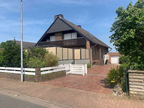 Foto - Haus zum Mieten in Garbsen 2.390,00 € 232 m²
