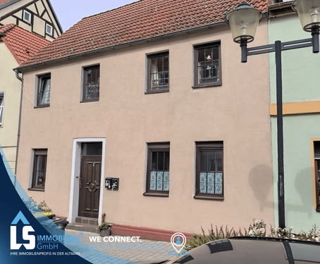 Foto - Haus zum Kaufen in Burg 64.000,00 € 130 m²