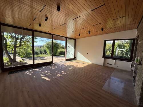 Foto - Haus zum Mieten in Öhringen 2.500,00 € 268 m²