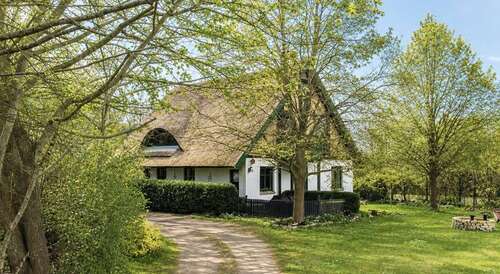 Foto - Haus zum Kaufen in Mölschow 350.000,00 € 180 m²