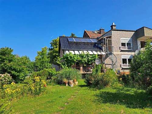 Foto - Haus zum Kaufen in Leverkusen 730.000,00 € 234 m²
