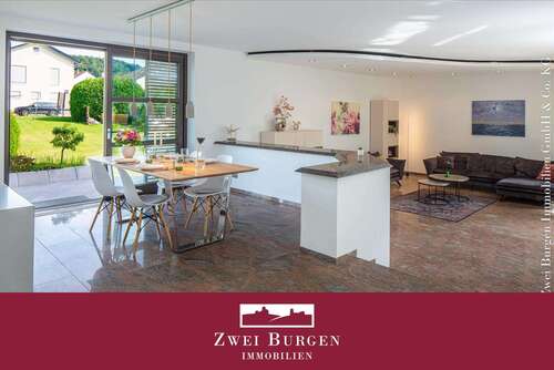 Foto - Haus zum Kaufen in Weinheim 1.230.000,00 € 324.56 m²