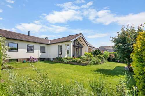 Foto - Haus zum Kaufen in Isernhagen 479.000,00 € 172 m²