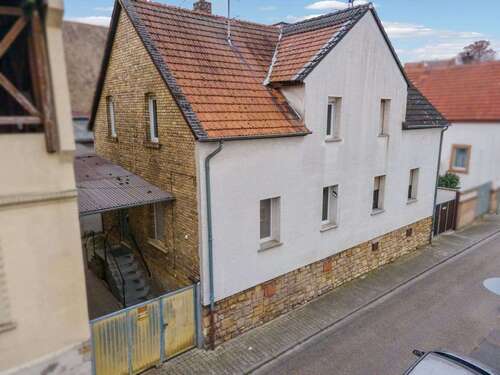 Foto - Haus zum Kaufen in Bodenheim 249.000,00 € 91.97 m²