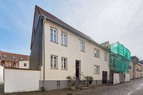 Foto - Haus zum Kaufen in Idstein 319.000,00 € 176 m²