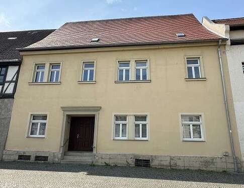 Foto - Haus zum Kaufen in Bernburg 90.000,00 € 270 m²