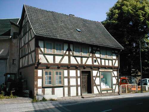 Foto - Haus zum Kaufen in Steinbach-Hallenberg 49.500,00 € 160 m²
