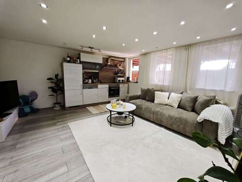 Foto - Wohnung zum Mieten in Tiefenbronn 870,00 € 72.55 m²