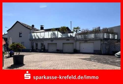 Foto - Haus zum Kaufen in Nettetal 489.000,00 € 247.18 m²