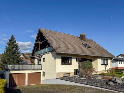 Foto - Haus zum Kaufen in Birkenfeld 275.000,00 € 170 m²