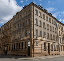 Haus zum Kaufen in Nürnberg 1.299.000,00 € 502 m²
