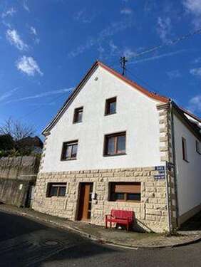 Foto - Wohnung zum Kaufen in Saarbrücken 75.000,00 € 307 m²