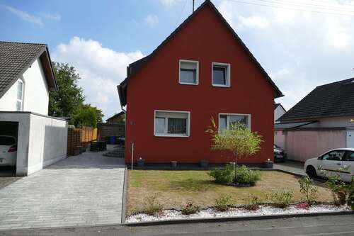 Foto - Haus zum Kaufen in Erftstadt 499.000,00 € 216 m²