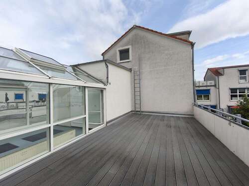 Foto - Wohnung zum Mieten in Bitterfeld-Wolfen 573,00 € 84.78 m²