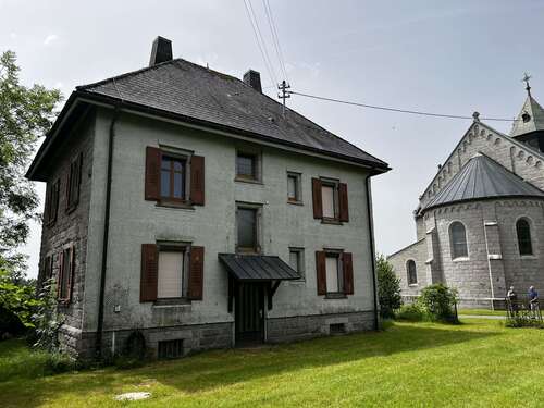 Foto - Haus zum Kaufen in Dachsberg 150.000,00 € 155 m²