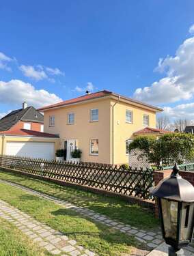 Foto - Haus zum Kaufen in Hohen Neuendorf 799.000,00 € 140 m²