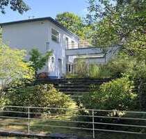 Haus zum Kaufen in Kleinmachnow 1.550.000,00 € 215 m²