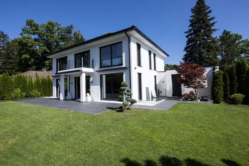 Foto - Haus zum Mieten in Stockdorf 6.500,00 € 284 m²