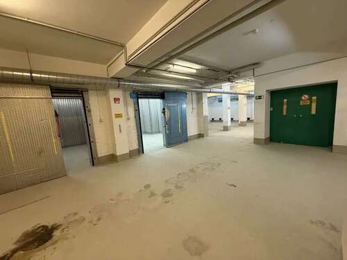Foto - Halle in Düsseldorf 1.560,00 € 260 m²