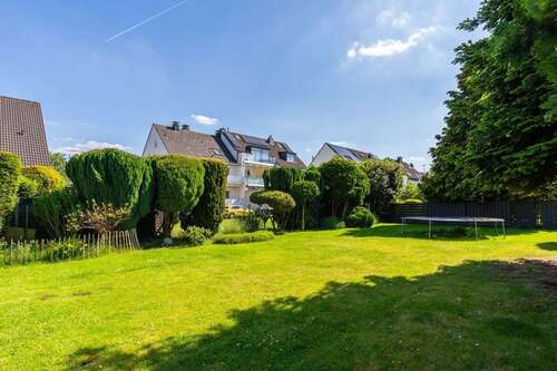 Foto - Haus zum Kaufen in Düsseldorf 998.000,00 € 285 m²